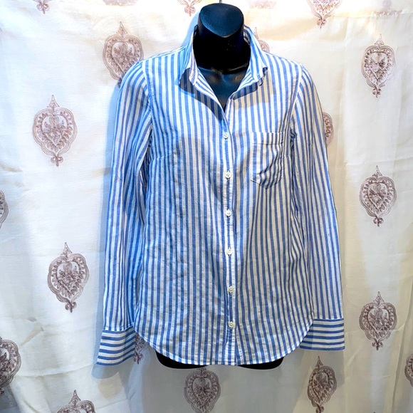 J. CREW BLUE/WHITE BOY SHIRT LONG SLEEVES BUTTON-DOWN POCKET SZ 2 - Picture 1 of 15